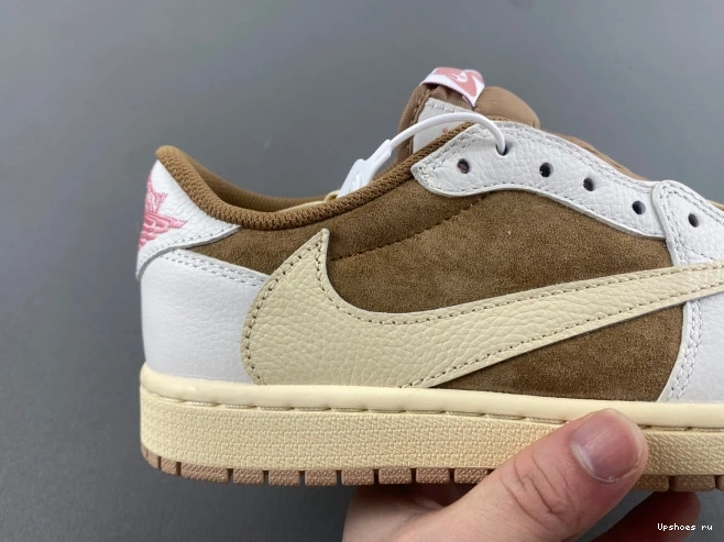 Travis  DM7866-106 SP Jordan 1 Low OG Scott Retro 0325